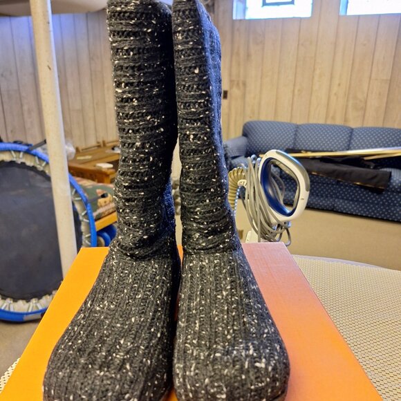 Rocket Dog 2 Tone Cable Knit Boots - 8M - Picture 2 of 6